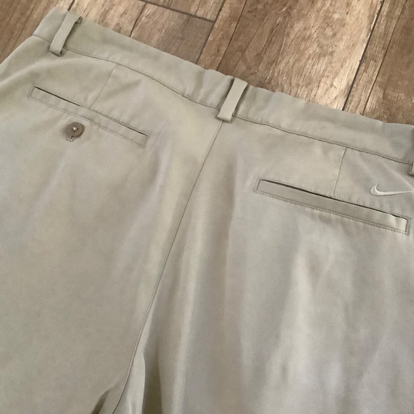 Mens Sz 38 x 32 Nike Dri Fit Khaki Golf Pants polyester spandex 906780-235 - Picture 2 of 9